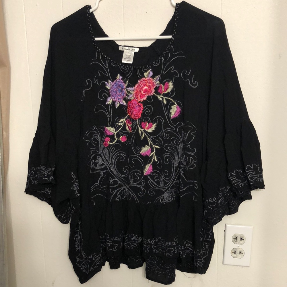 Krista Lee Embroidered Blouse black floral size L